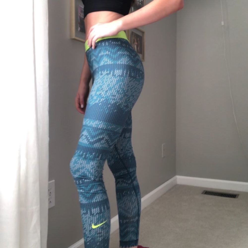 Nike leggings